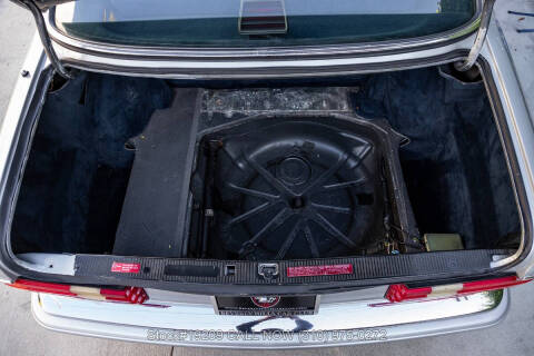 1987 Mercedes-Benz 560-Class 560 SL