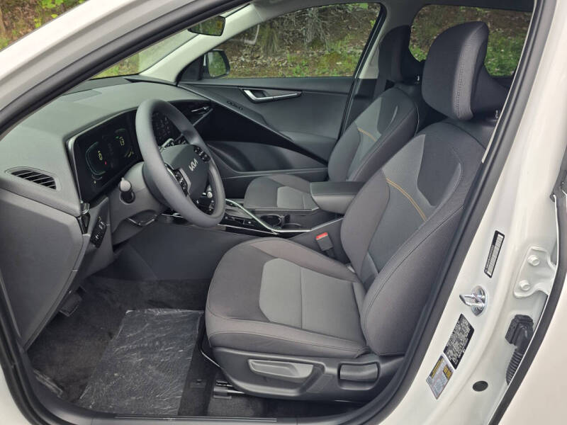 2026 Kia Niro LX