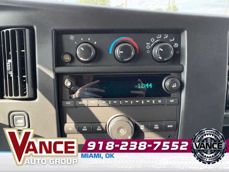 2025 GMC Savana 2500