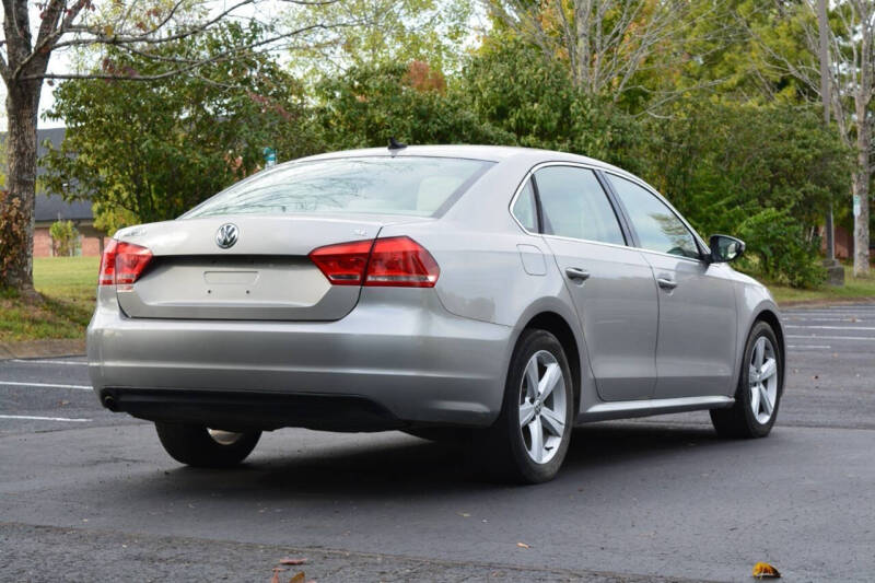 2012 Volkswagen Passat SE