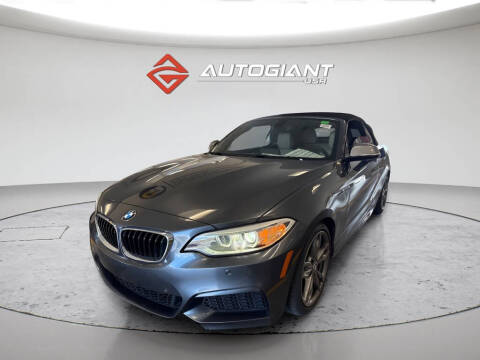 2016 BMW 2 Series M235i Photo