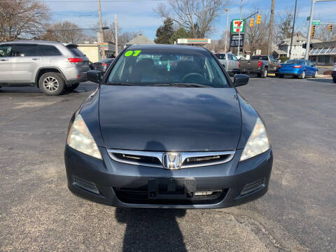 2007 Honda Accord for sale at DTH FINANCE LLC in Toledo OH