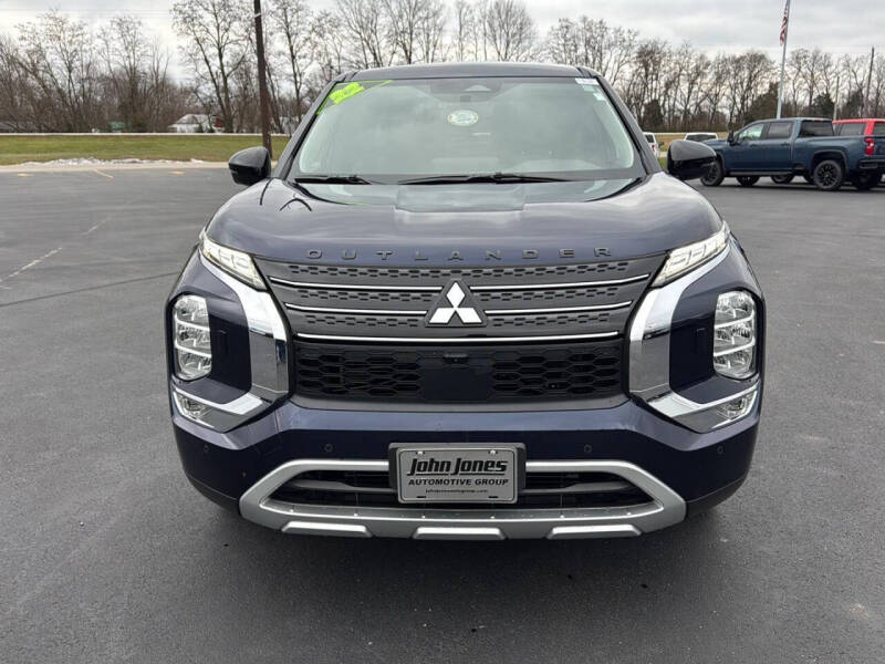 2022 Mitsubishi Outlander SE