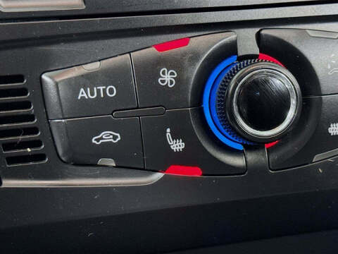 2010 Audi A4 2.0T quattro Premium