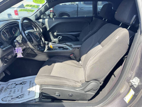 2020 Dodge Challenger SXT