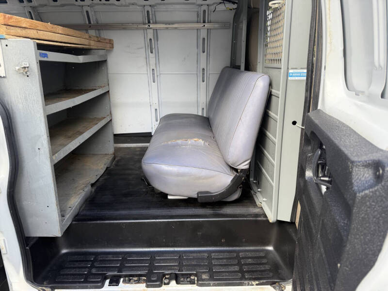 2019 Chevrolet Express 2500