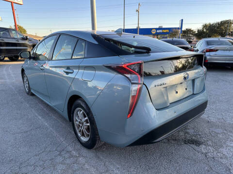 2017 Toyota Prius Two