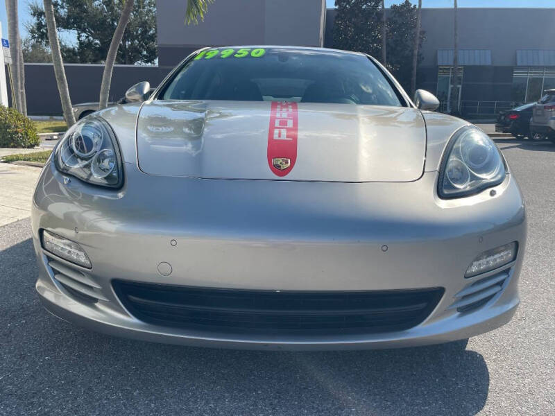 2011 Porsche Panamera 4