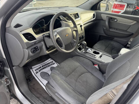 2017 Chevrolet Traverse LS