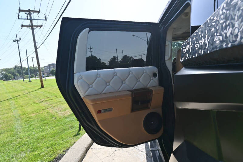 2003 HUMMER H2