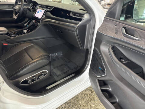 2022 Jeep Grand Cherokee Overland