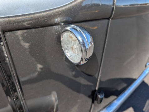 1933 Ford Model BB