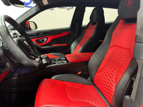 2022 Lamborghini Urus