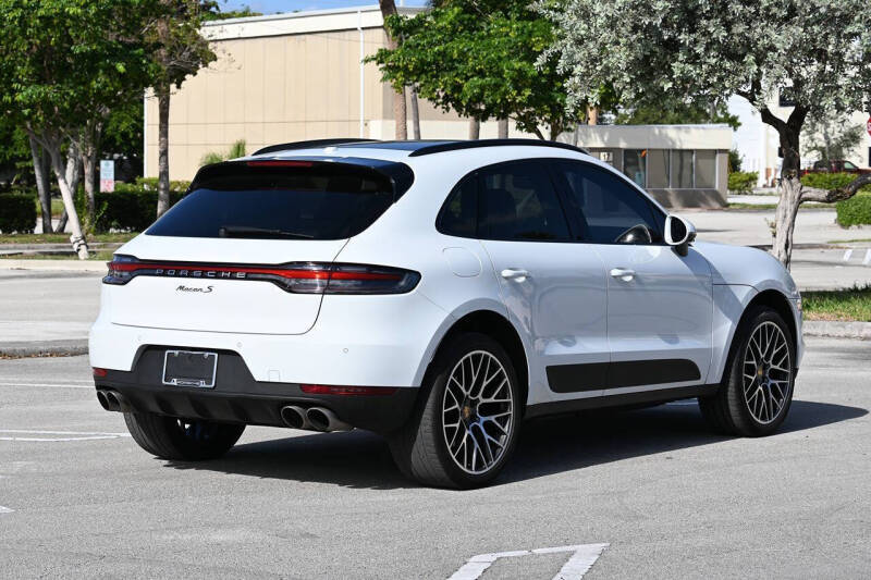 2021 Porsche Macan S