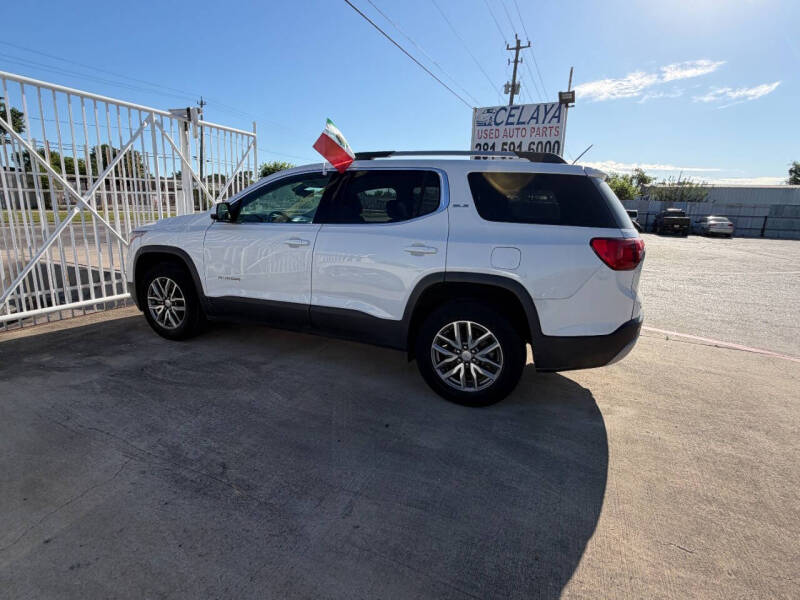 2017 GMC Acadia SLE-2
