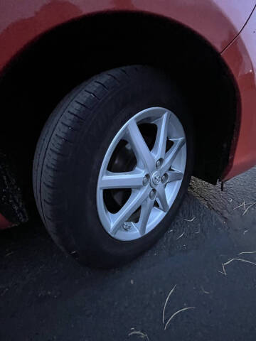 2012 Toyota Prius c Four