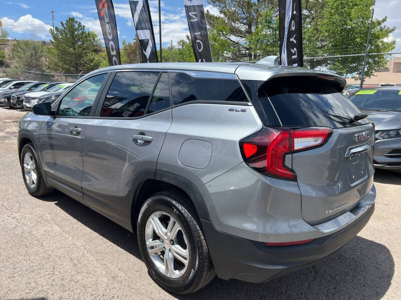 2024 GMC Terrain SLE