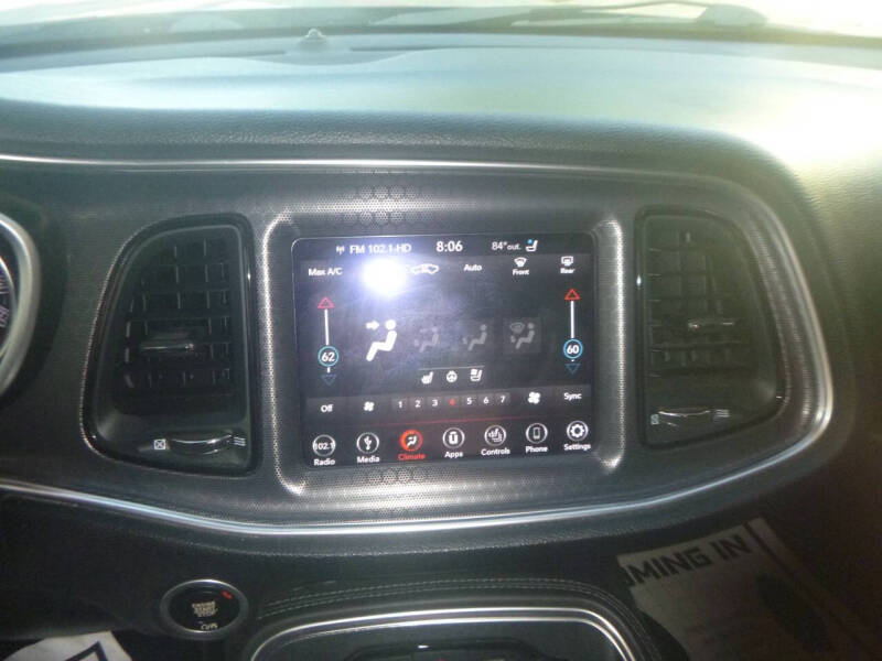 2018 Dodge Challenger SXT Plus