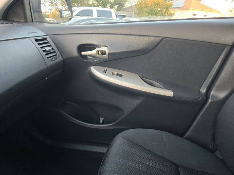 2011 Toyota Corolla S