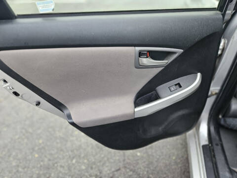 2013 Toyota Prius Plug-in Hybrid Advanced