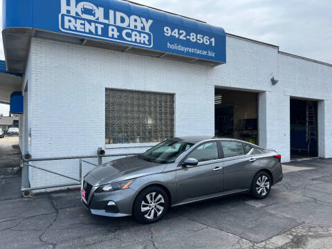 2022 Nissan Altima for sale at Holiday Rent A Car in Hobart IN
