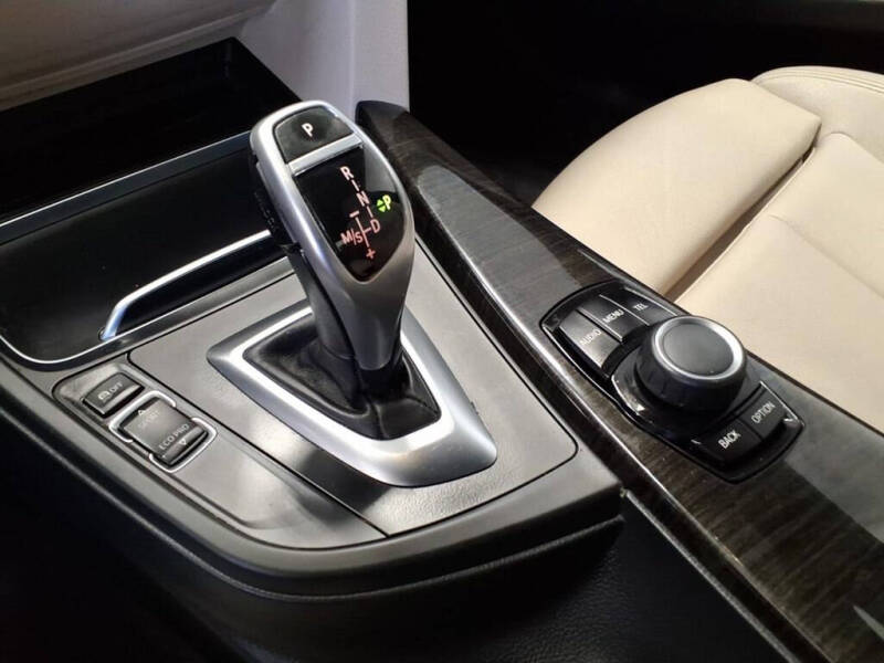 2016 BMW 3 Series 328i