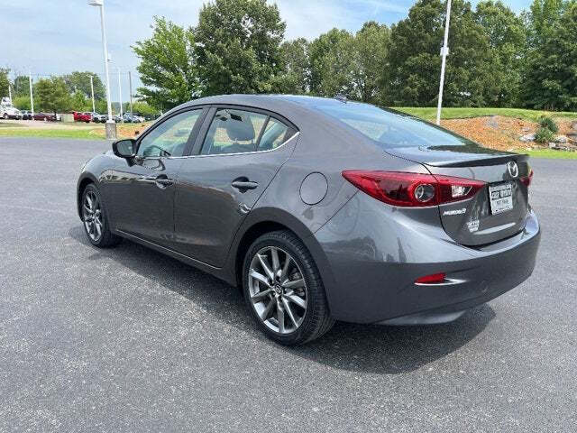 2018 Mazda MAZDA3 10