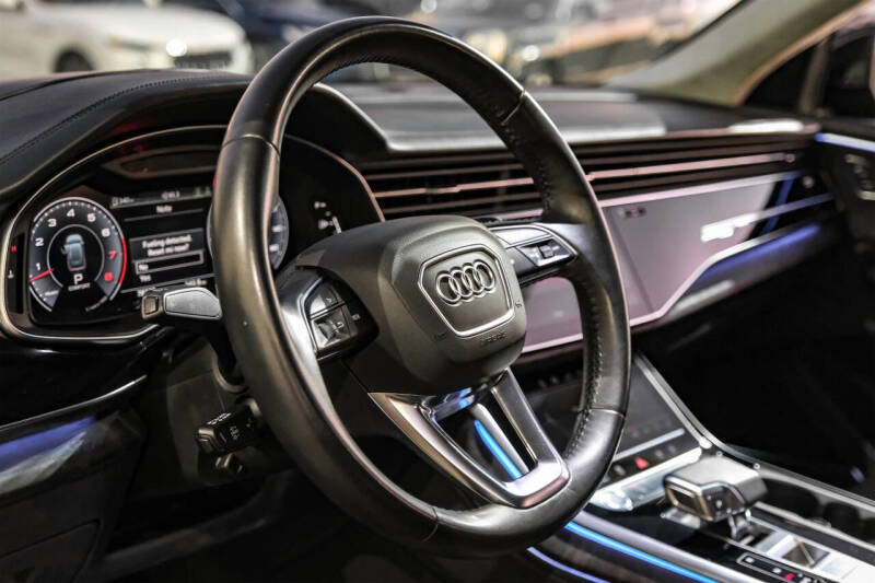 2020 Audi Q8 quattro Prestige 55 TFSI