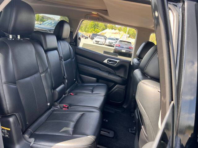 2017 Nissan Pathfinder Platinum