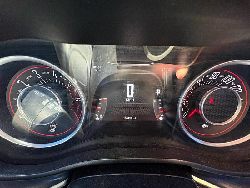 2015 Dodge Challenger SXT