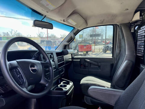 2018 GMC Savana 2500