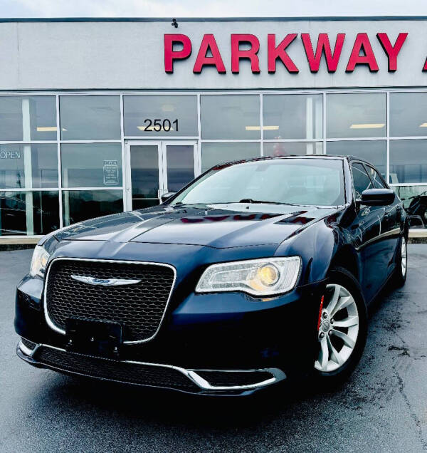 Chrysler 300's photo