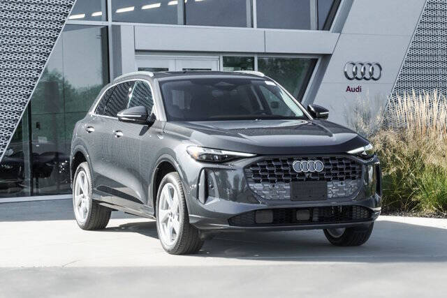2025 Audi Q5 quattro Premium Plus TFSI