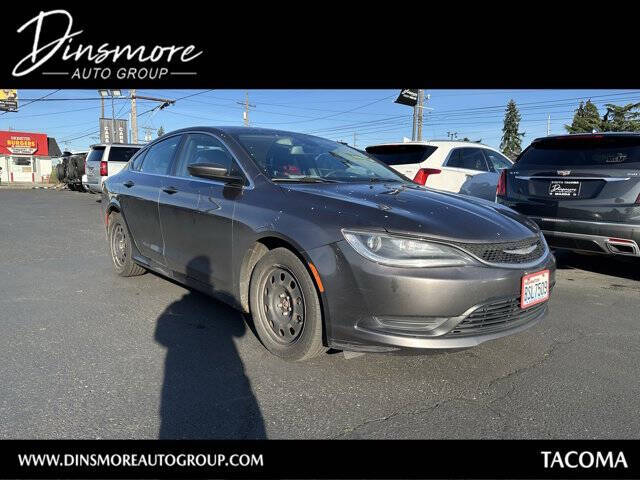 2015 Chrysler 200 LX's photo