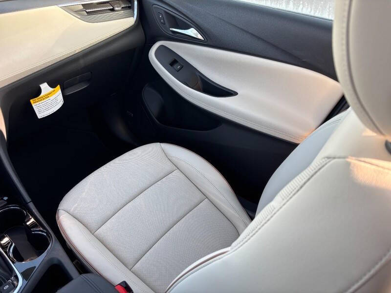 2026 Buick Encore GX Avenir