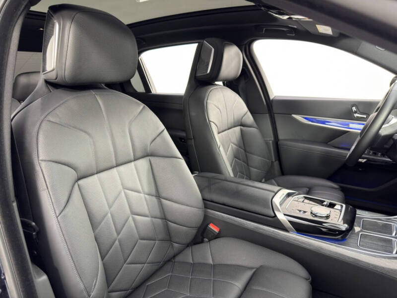 2024 BMW i7 eDrive50