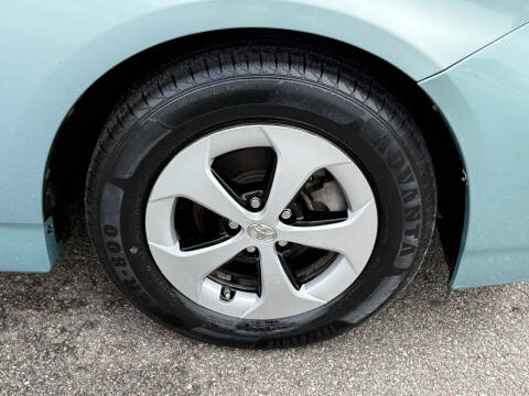 2013 Toyota Prius Three