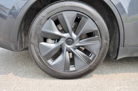2025 Tesla Model Y Long Range