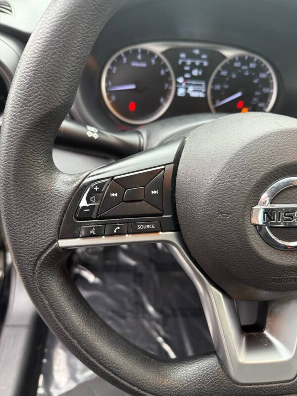 2019 Nissan Kicks SV