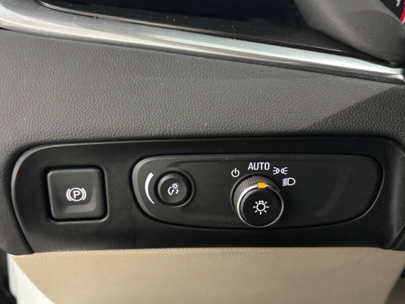 2020 Buick Enclave Essence
