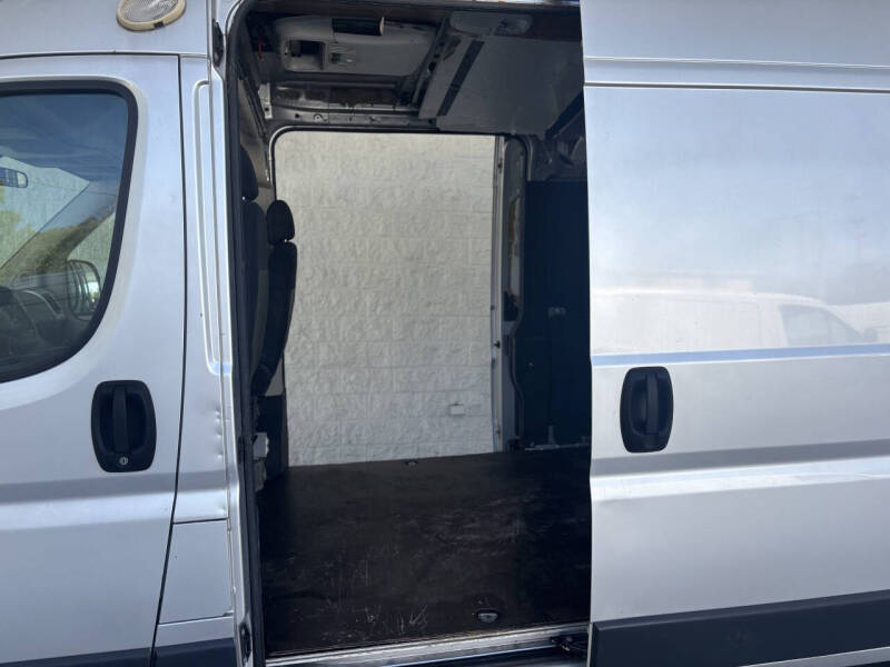 2017 RAM ProMaster 2500 159 WB