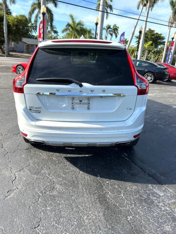 2016 Volvo XC60 T6 Drive-E