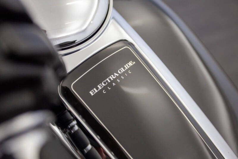 2010 Harley-Davidson FLHTC