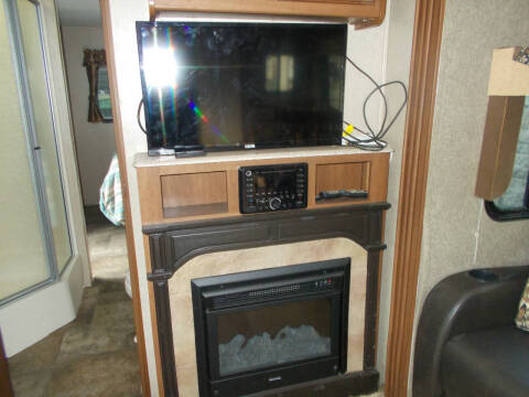 2014 Coachmen RV Liberty Edition