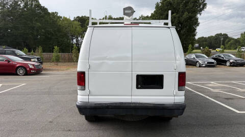 2003 Ford E-Series E-250