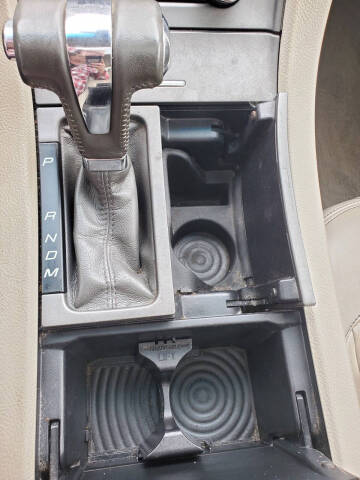 2011 Ford Taurus SEL