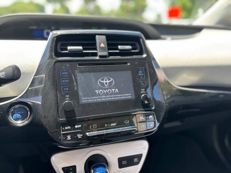 2016 Toyota Prius Two