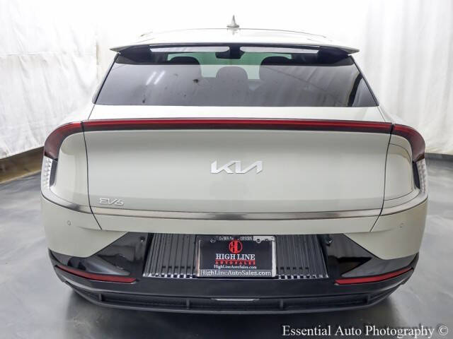 2022 Kia EV6 Wind