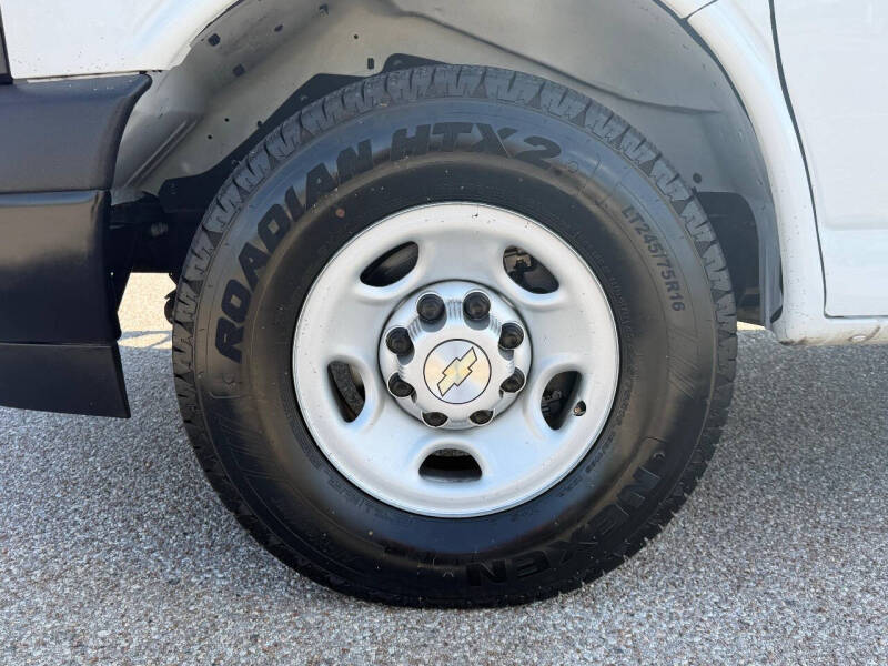 2021 Chevrolet Express 2500