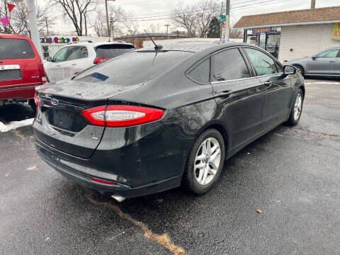 2013 Ford Fusion SE